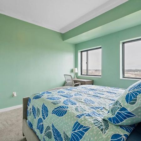 Cozy Condo @ Charlotte Nc! W/Pool- Walk To Uptown Екстериор снимка