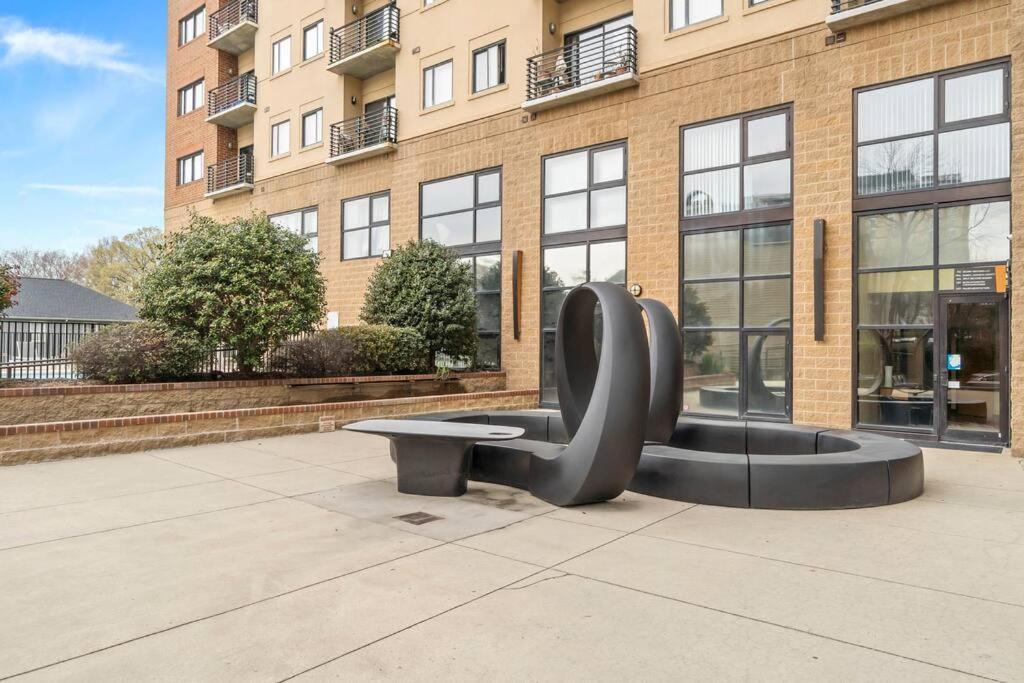 Cozy Condo @ Charlotte Nc! W/Pool- Walk To Uptown Екстериор снимка